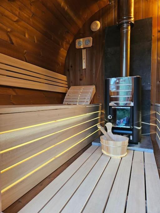 Camper Met Sauna En Zwembad In De Rand Van De Vlaamse Ardennen Haaltert Exterior photo